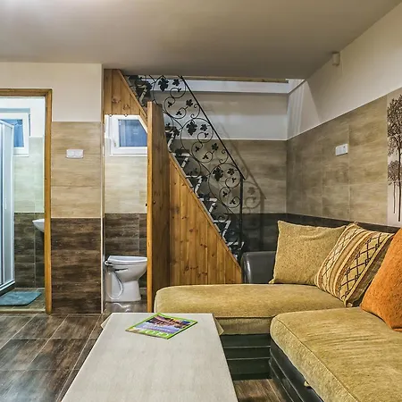 בית נופש Jazmin Weekend House