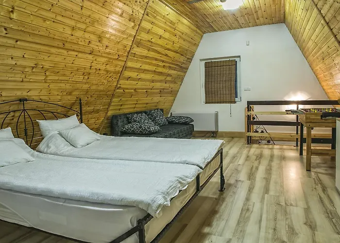 בית נופש Jazmin Weekend House